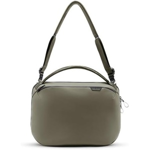 Peak Design Travel Weekender 25L, Stone, Structured Travel Duffel Bag for Overnight, Weekend and Everyday Carry, Laptop and Tablet Storage, Weatherproof Design, Adjustable Shoulder Strap for Travel
